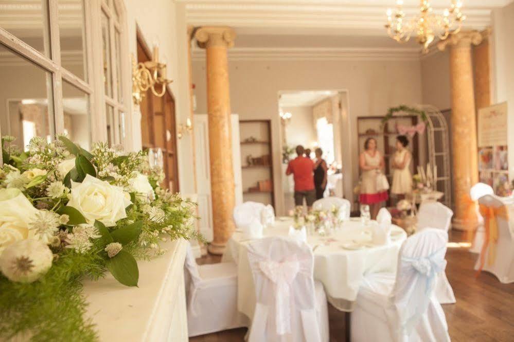 Готель Kitley House & Country Estate Brixton  Екстер'єр фото